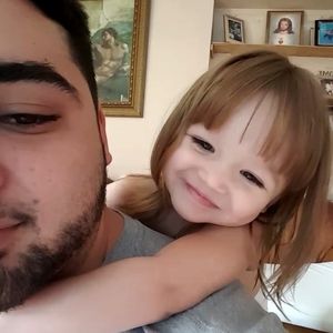 Meet your Posher, Carlos